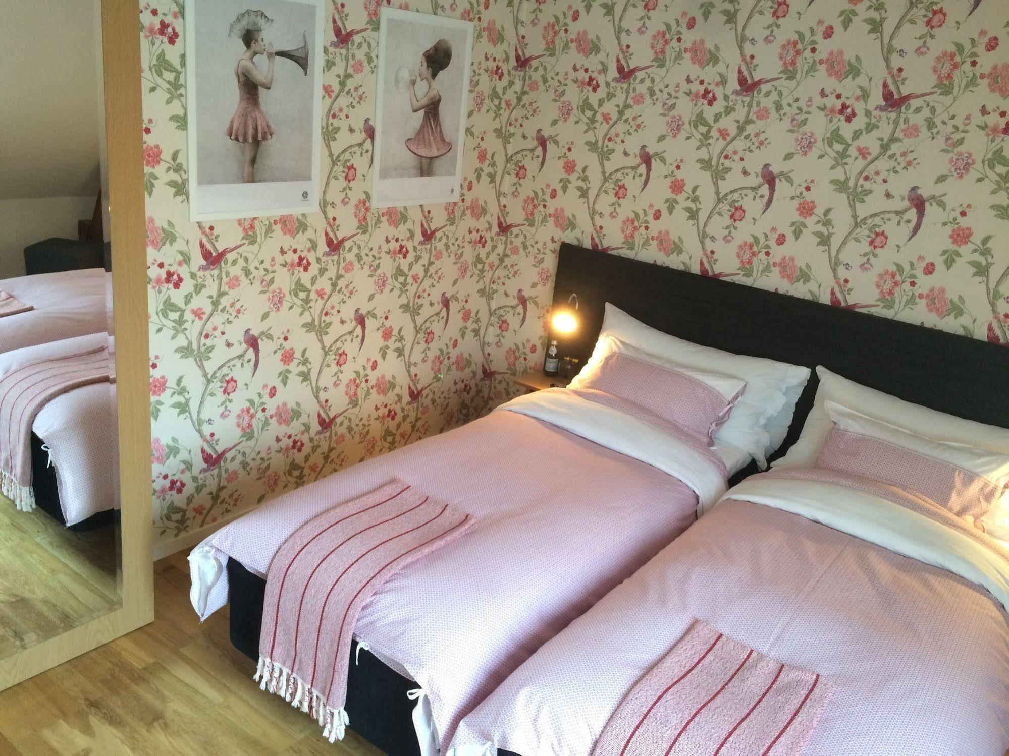 קריסטיאנסטד Annas Hotell מראה חיצוני תמונה