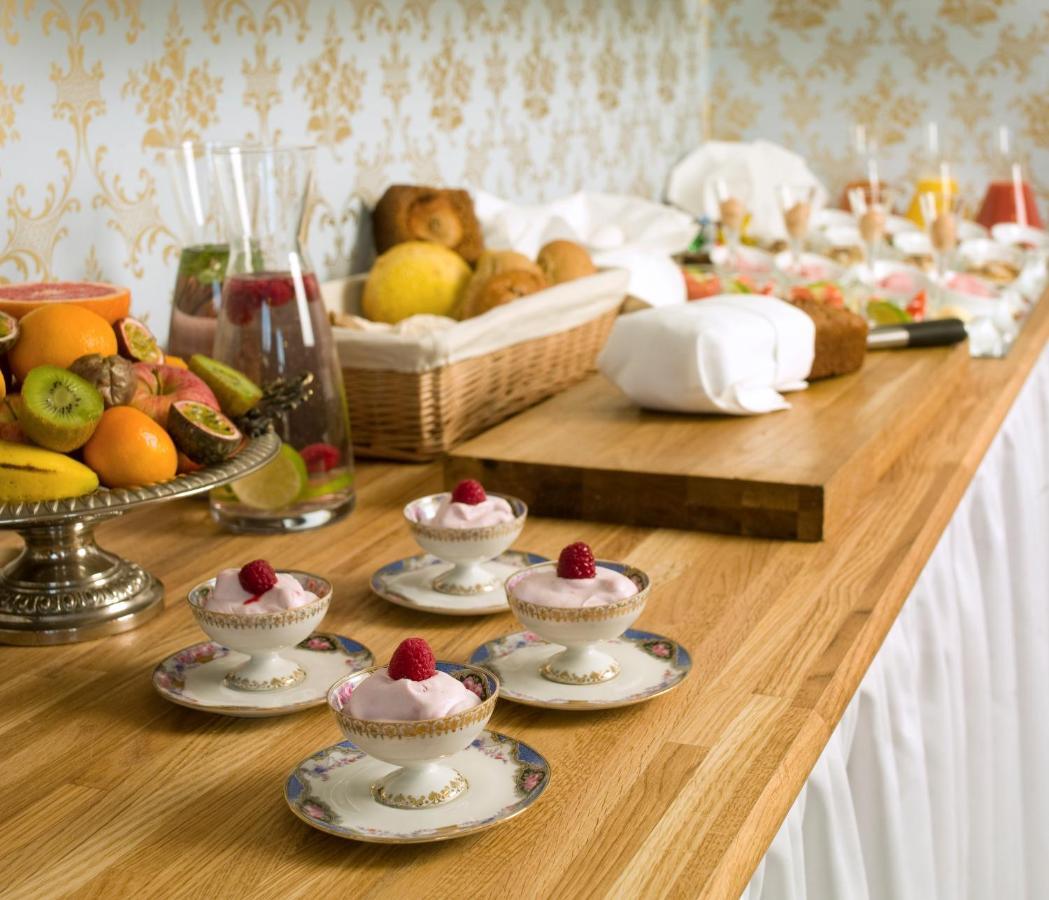 קריסטיאנסטד Annas Hotell מראה חיצוני תמונה